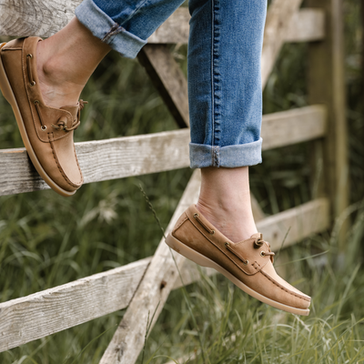 Dora Deck Shoe